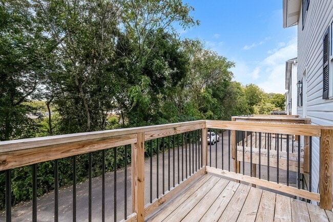 ---016-photo-deck-14803493 - Greenway Townes