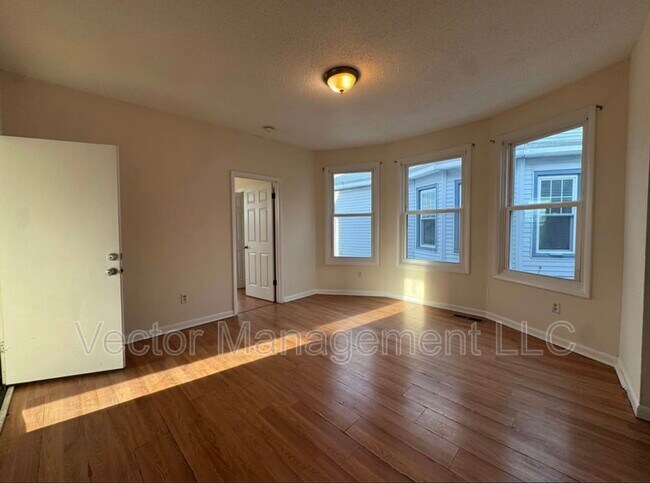 Photo - 34 Wolcott St
