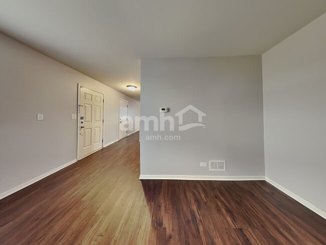 Photo - 528 Alyssa St