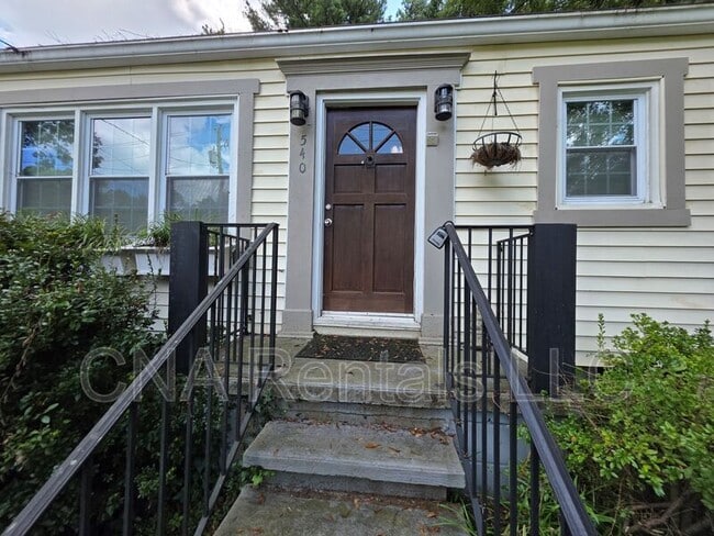 Photo - 540 Church Rd SE