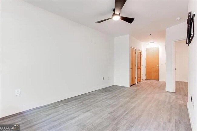 Photo - 898 Oak St SW Unit 1307