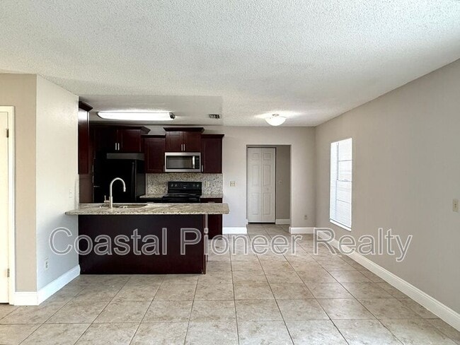 Photo - 606 Sandy Creek Dr