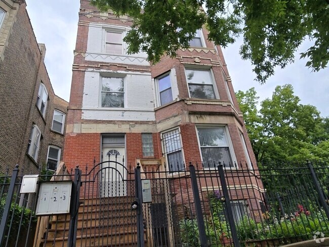 Building Photo - 1258 N Kedzie Ave Rental