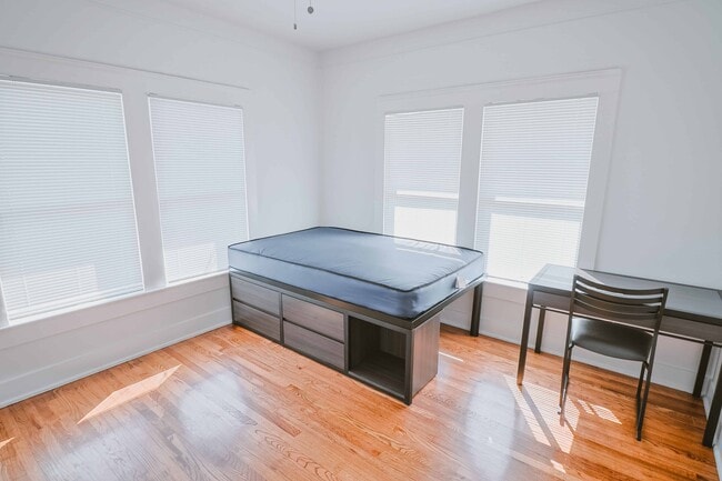 Photo - 706 Rosedale St