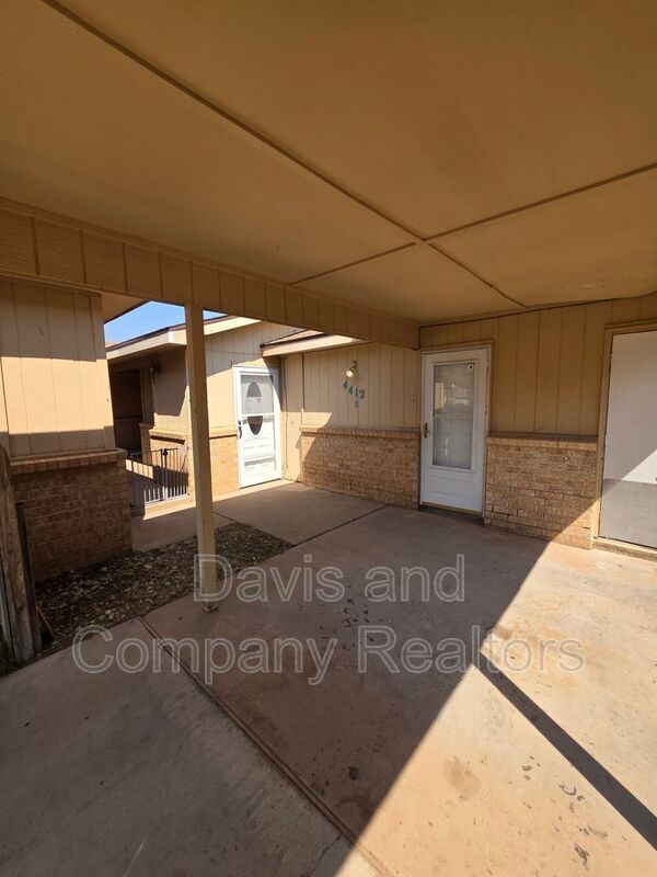 4412 St Andrews Dr Unidad B