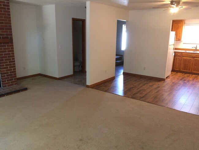 Photo - fros04 Unit 28687