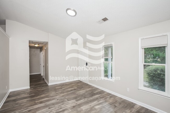 Photo - 2912 S Partridge Cir