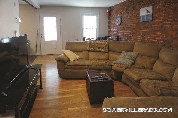 Photo - 164 Broadway Unit 3