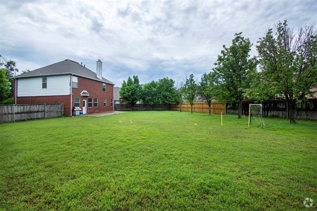 Building Photo - 6604 Marquette Cir Rental