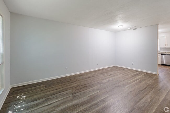 Lionchase Apartments