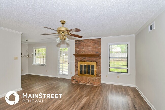 Photo - 6338 Northampton Dr