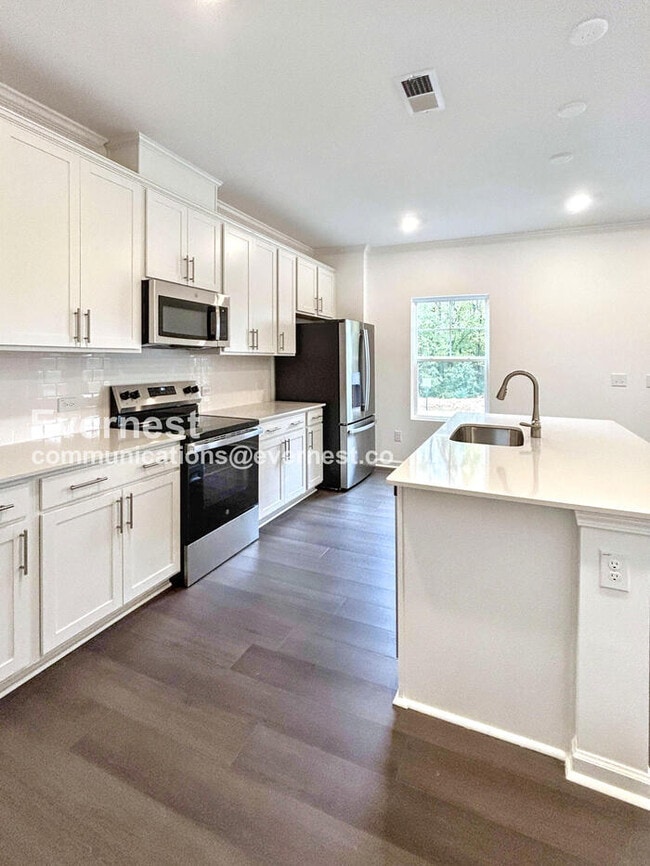 Photo - 627 Roy Adams Rd