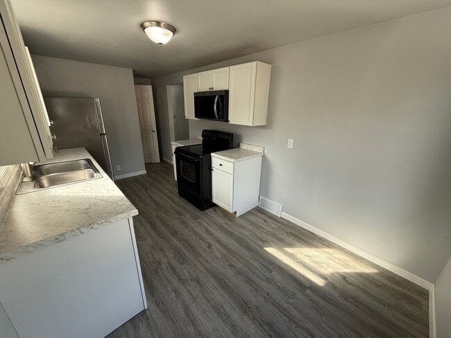 Photo - 301 S Jefferson Ave