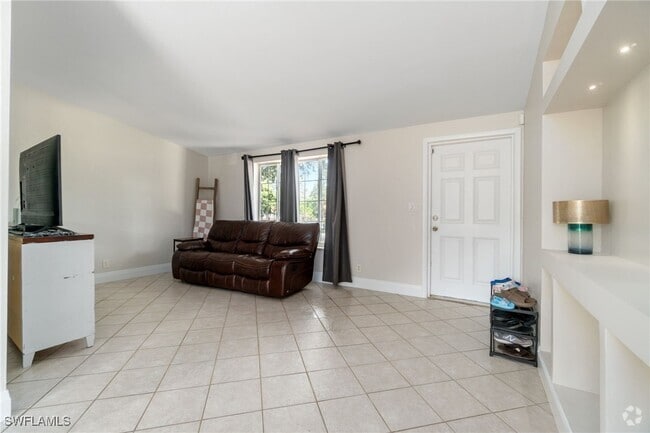 Building Photo - 3321 Golden Gate Blvd E Rental