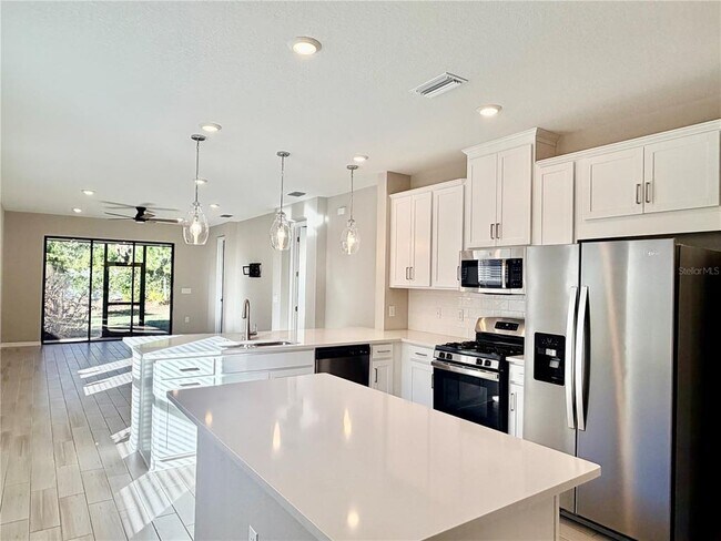 Photo - 15109 Shady Palms Ln