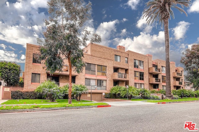 Building Photo - 235 S Tower Dr Unit 102