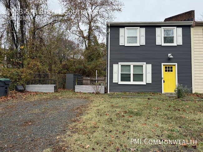 3 Bed / 1.5 Bath Single Family (Available ... - 3 Bed / 1.5 Bath Single Family (Available ... Townhome