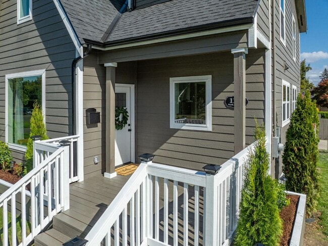 Photo - 1101 N Alder St