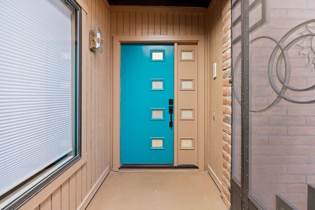 Photo - 1021 W Desert Canyon Pl