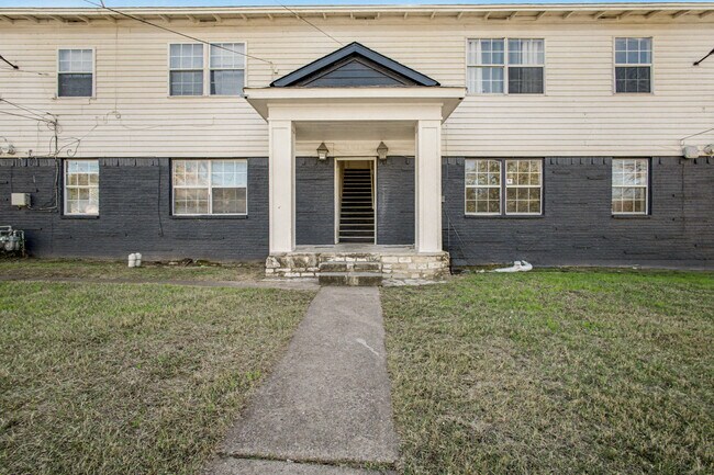2216 Riverview Dr Unit A