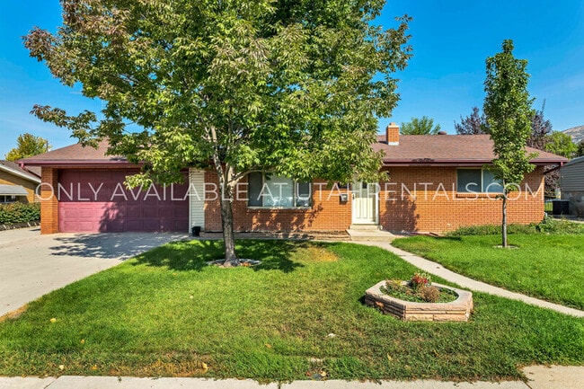 299 E 3200 N St