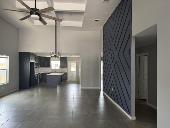 Photo - 5521 Conroe St