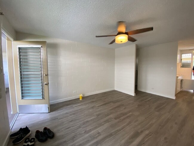 Photo - Convenient Two Bedroom Apartment - $2300/mo 2BR/1BA/1PKG