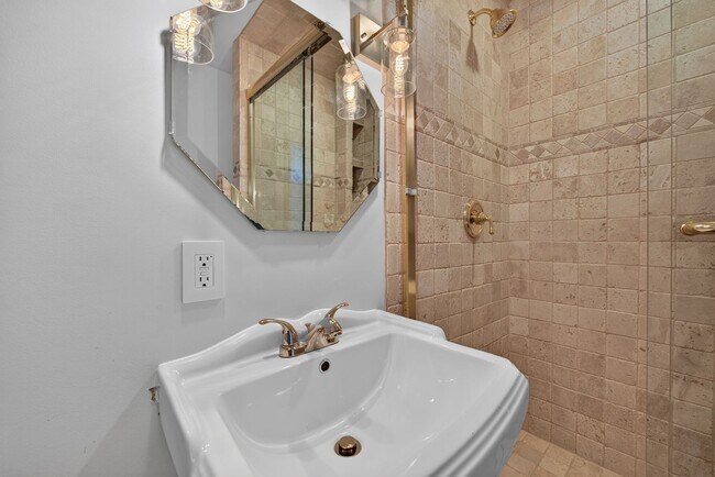 Photo - 4170 Madison Ave Unit 4170.5