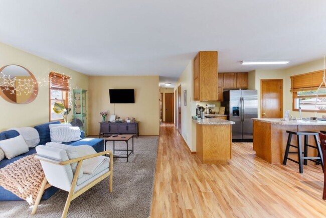 Photo - Classic 3 Bedroom 2 Bathroom in Fort Collins Ranch in an Incredible Location!