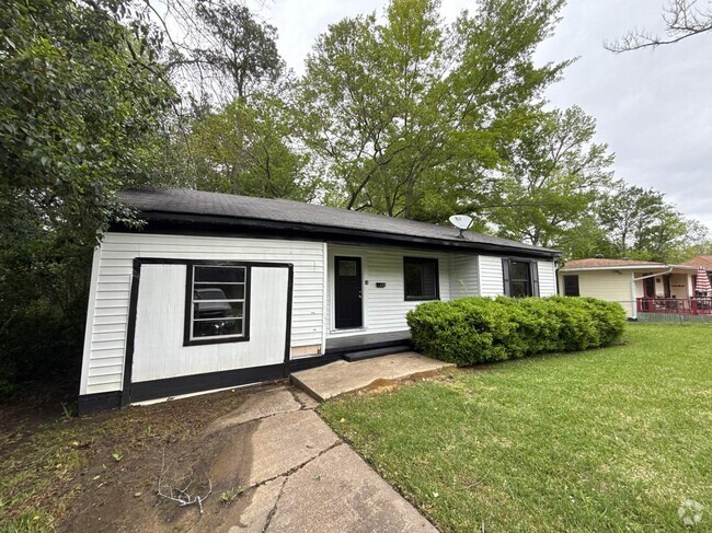 Building Photo - 734 Lindsey Dr Rental