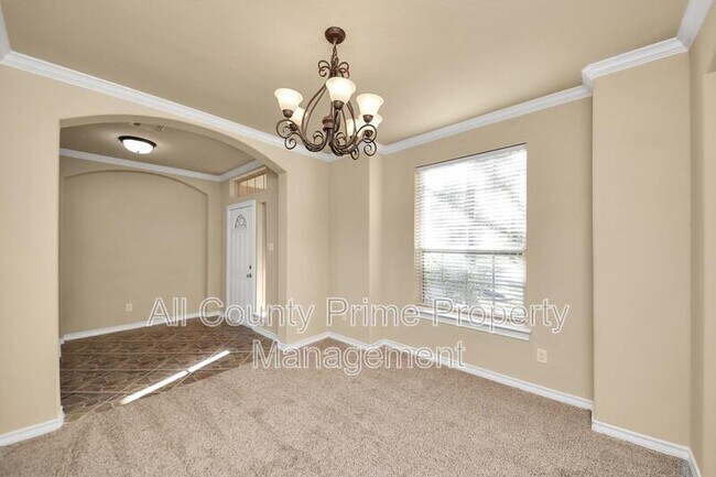 Photo - 4607 Aspen Leaf Ln
