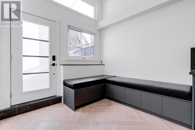 Photo - 861 O'Connor Dr Unit 3