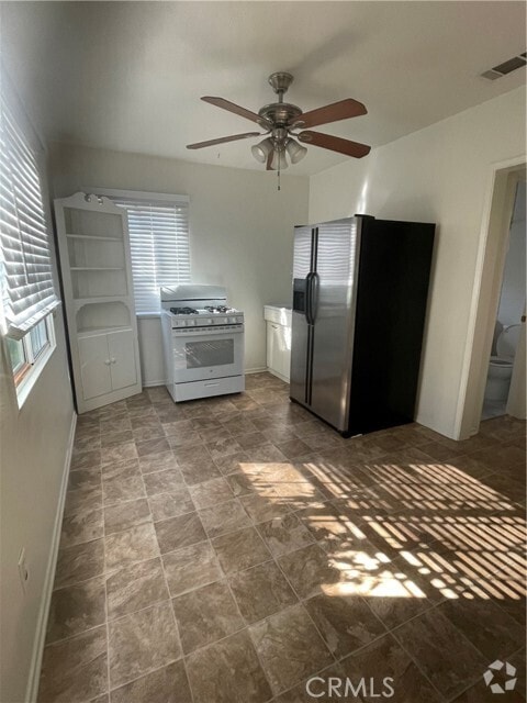 Building Photo - 4221 5th St Rental