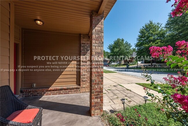 Photo - 519 S Pierremont Dr