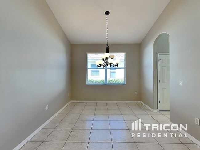 Photo - 6492 Rookery Cir