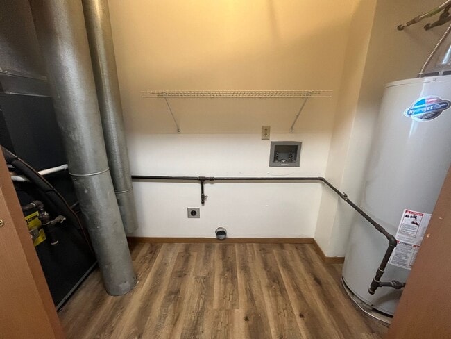 Photo - 429 S Silverwood Ln Unit 429 Hampton Place-APT-6