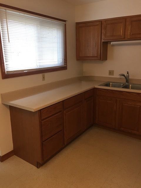 Photo - 19450 Royalton Rd