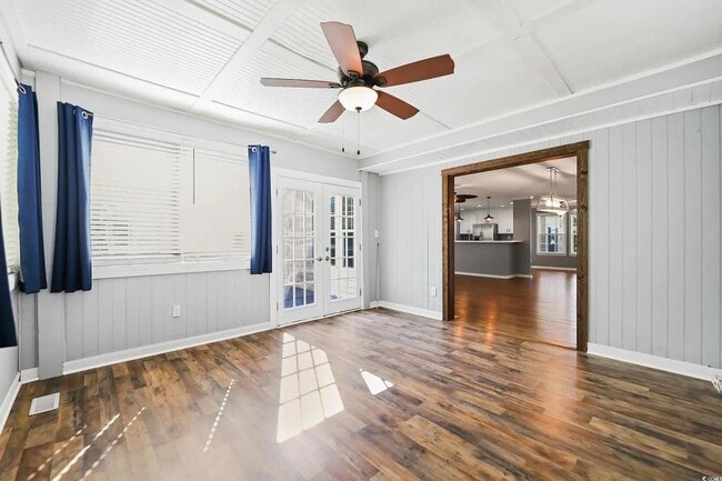 Photo - 333 Walden Lake Rd