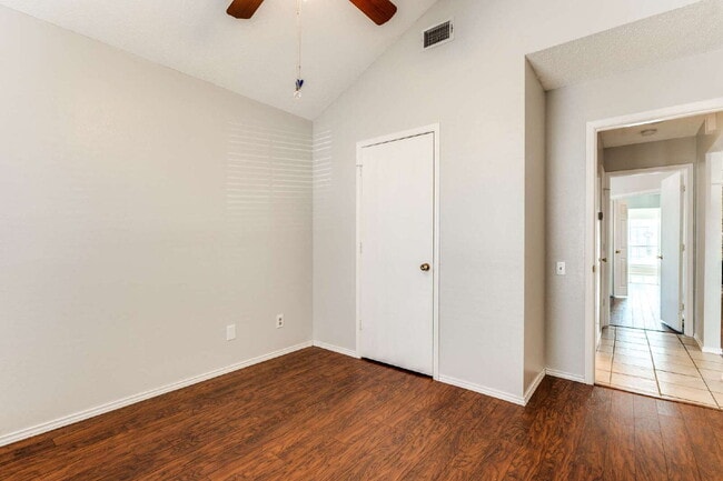 Photo - Cozy 3BR Located in Arlington!