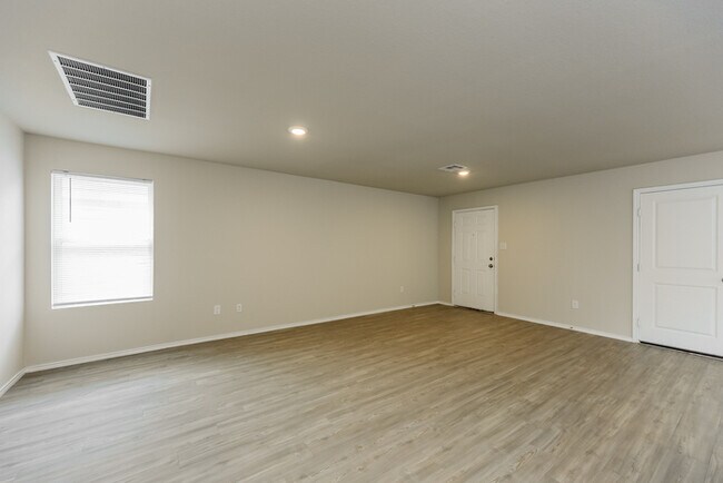 Photo - 7918 Serro Medina