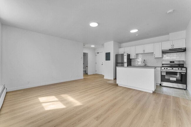 Building Photo - 145 York St Unit 208