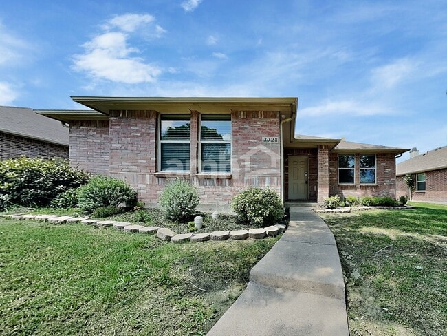 Building Photo - 3028 Misty Ridge Ln