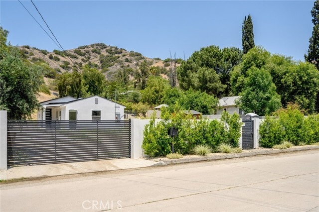 Photo - 10647 Tuxford St House