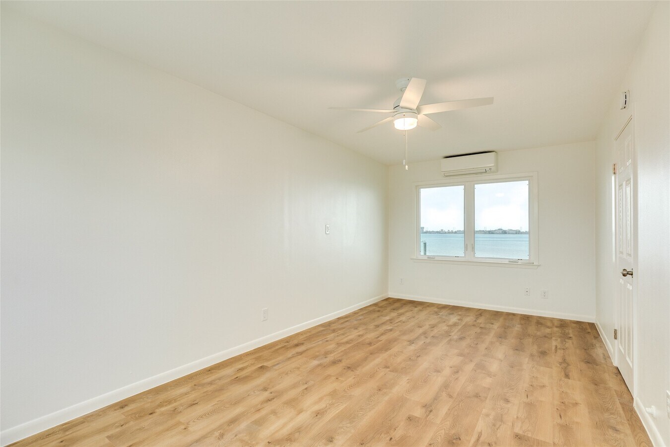 Photo - 7204 Avenue N 1/2 Rear