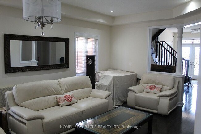 Photo - 210 Bellchase Trl