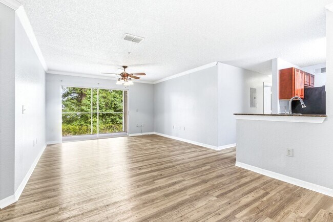 Photo - 4240 Summer Landing Dr Unit 106
