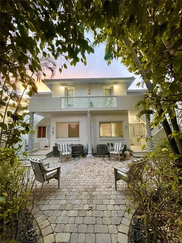 Photo - 8036 Harding Ave