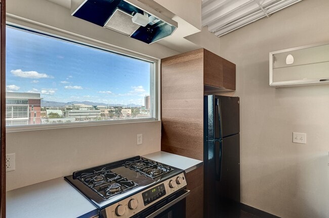 Photo - Trendy Loft Living Near The Arts District!