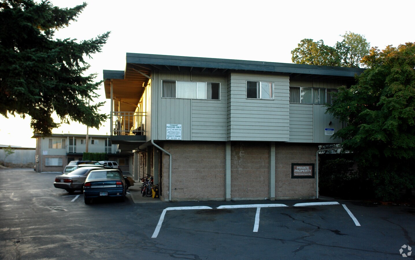 Photo - Riverview Apartments