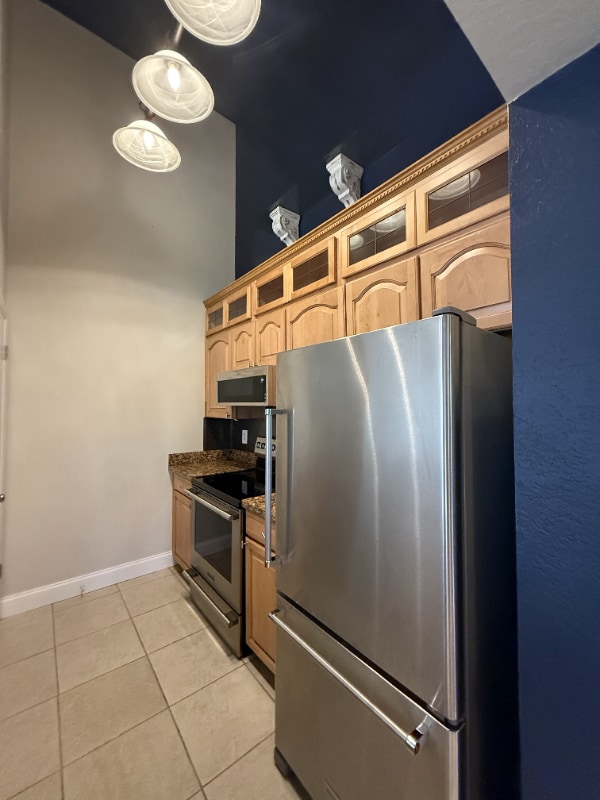 Building Photo - 2810 N Oakland Forest Dr Rental